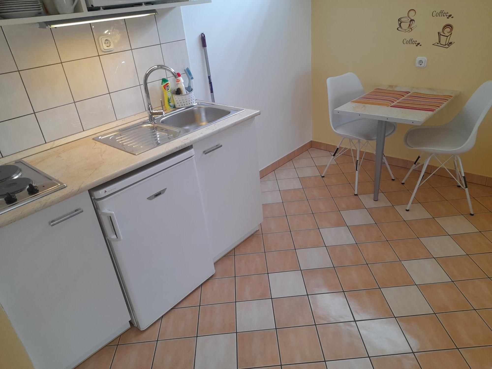 Heviz Erika Apartman Экстерьер фото
